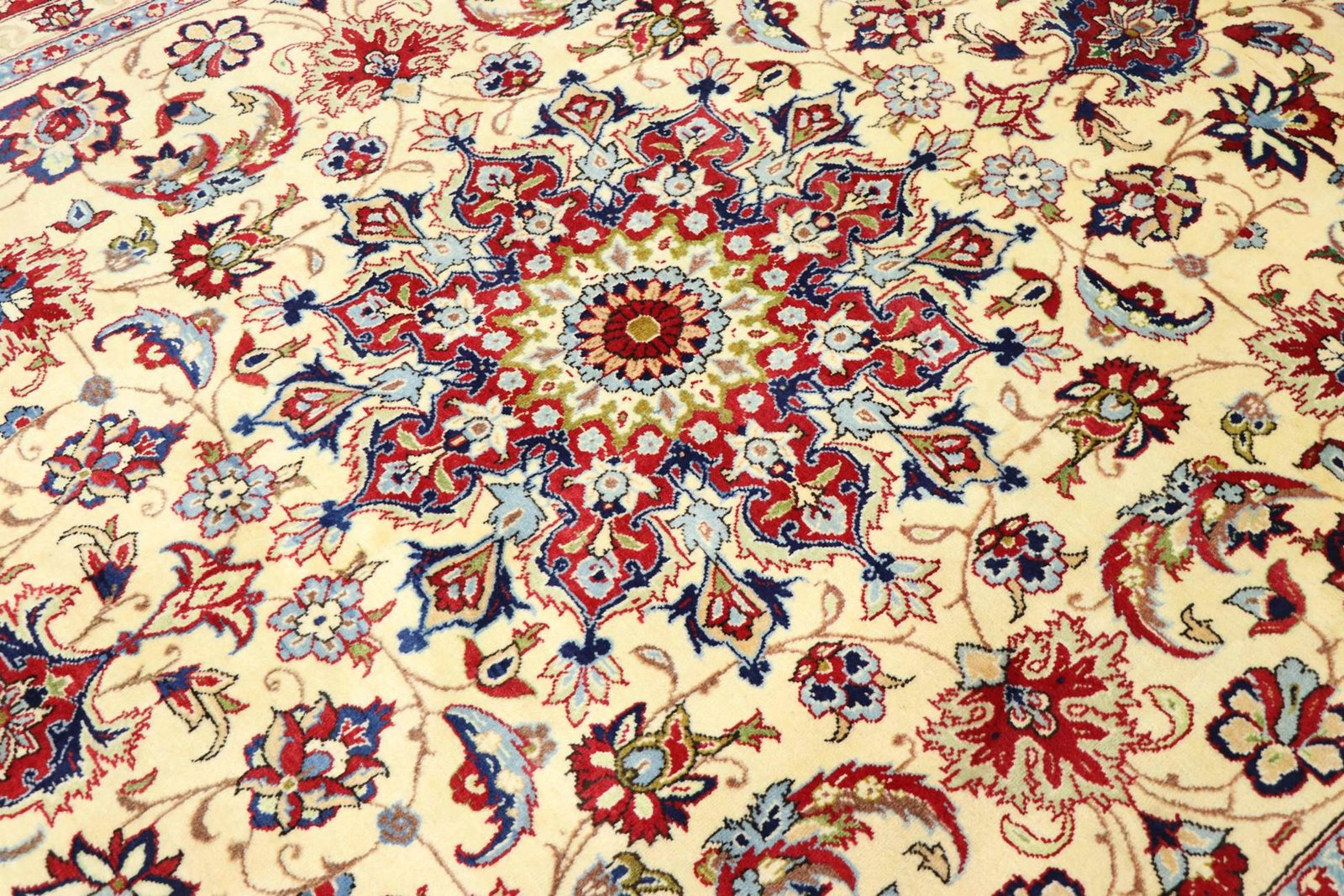 Yazd 404x245 - Image 3