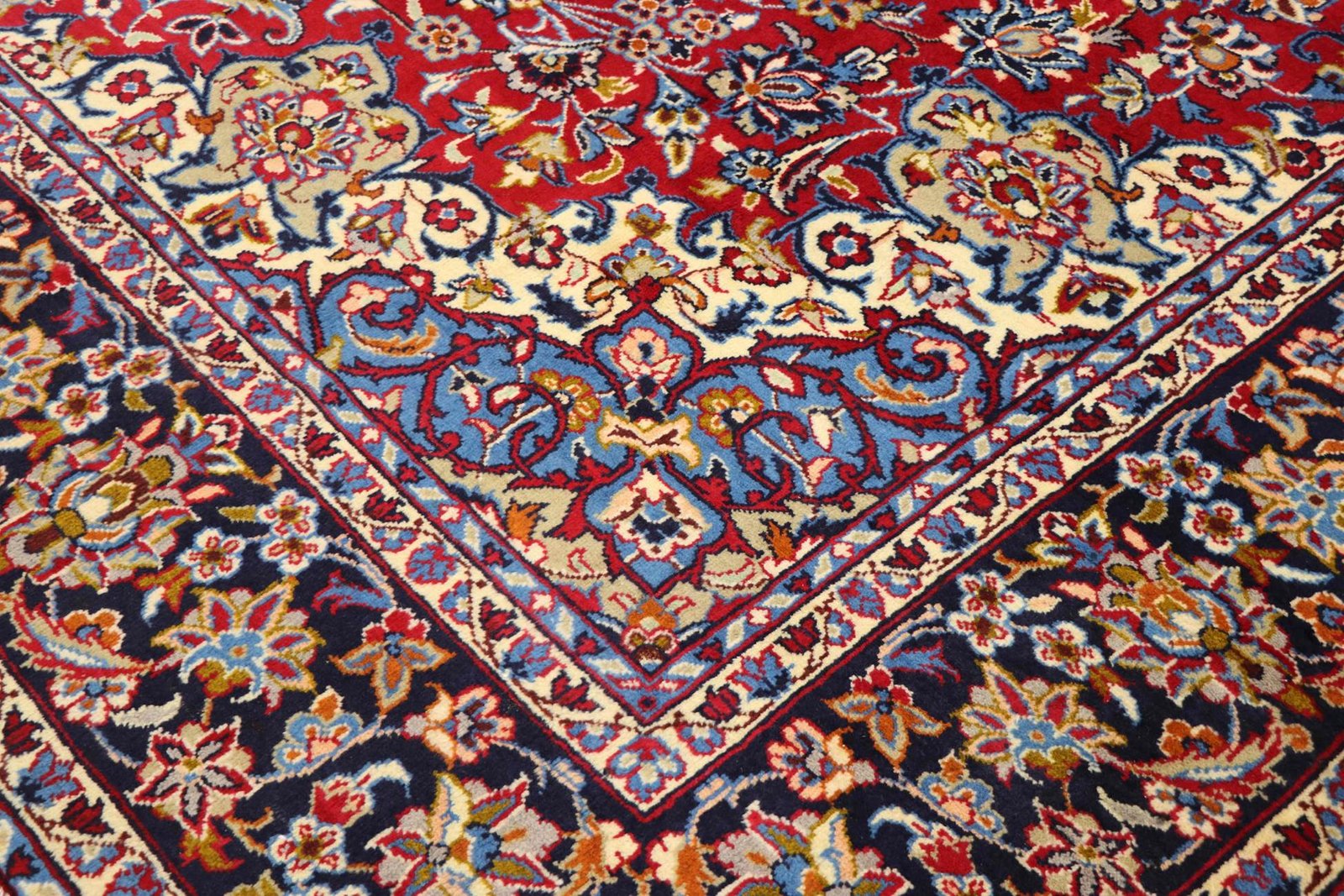 Nagaf Abad 400x290 - Image 4