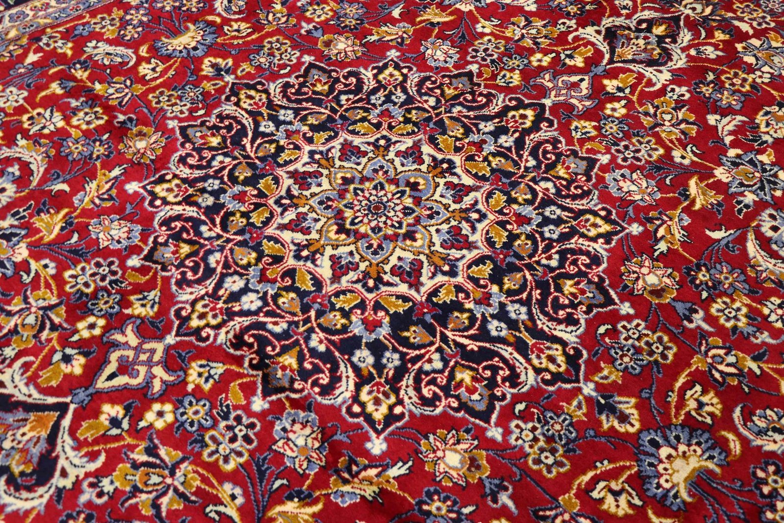 Najaf Abad 404x298 - Image 3