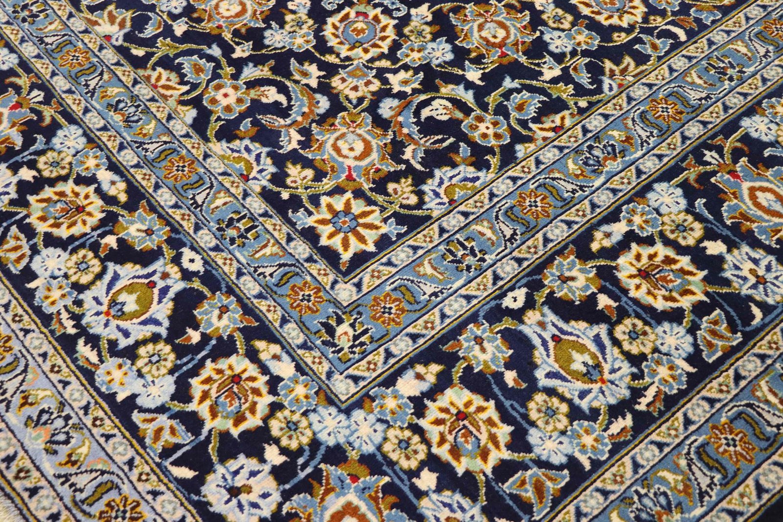 Keshan 414x314 - Image 4