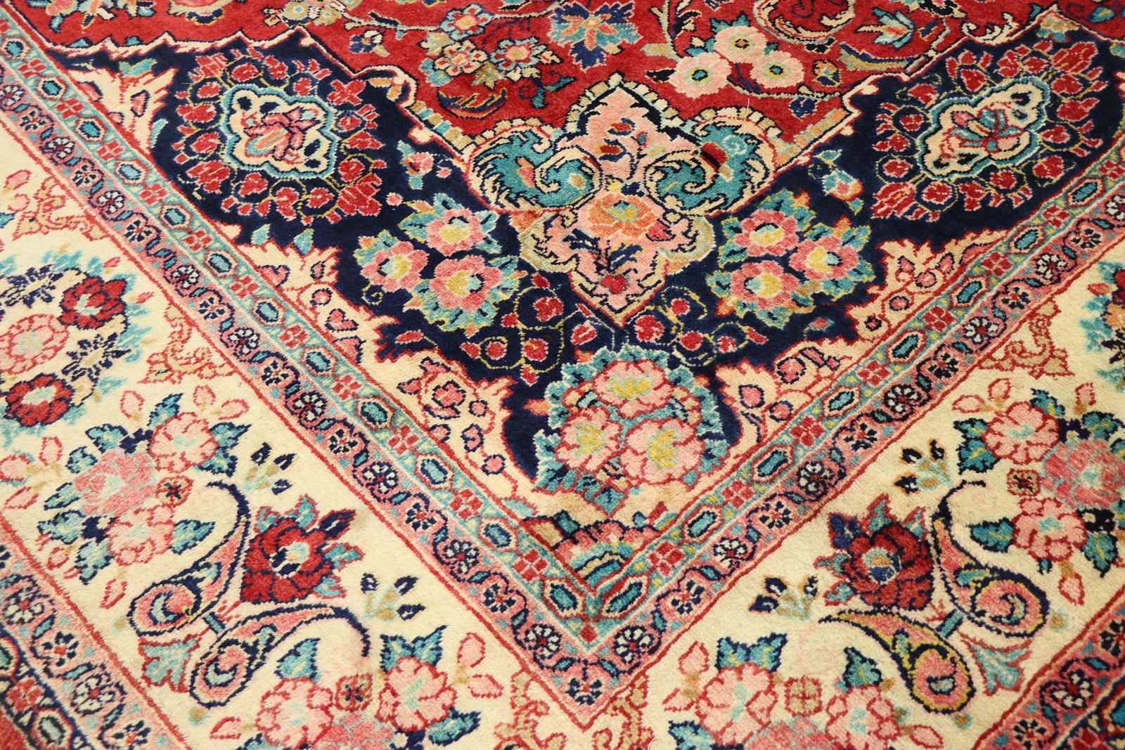 Mahal 420x318 - Image 4