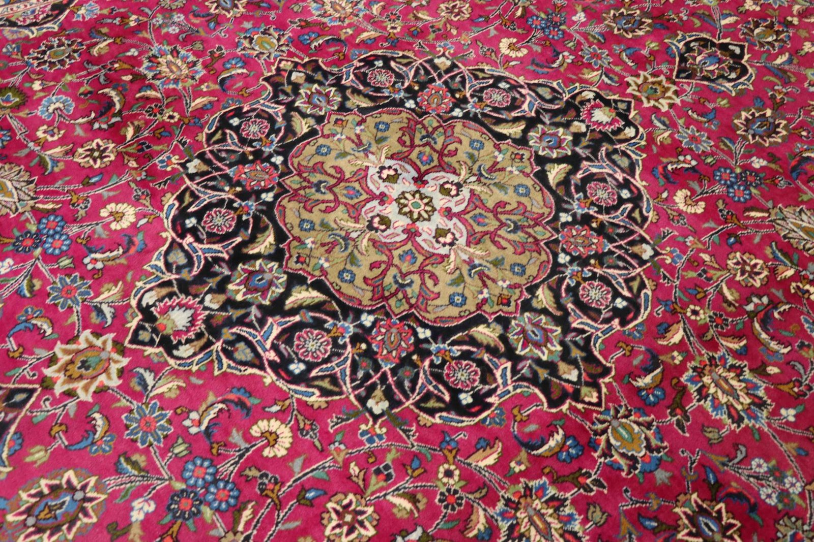 Kashmar 392x295 - Image 3