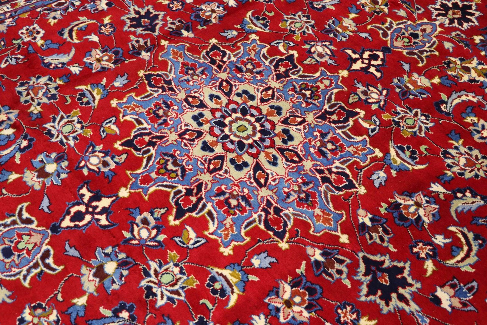 Najaf Abad 349x246 - Image 3