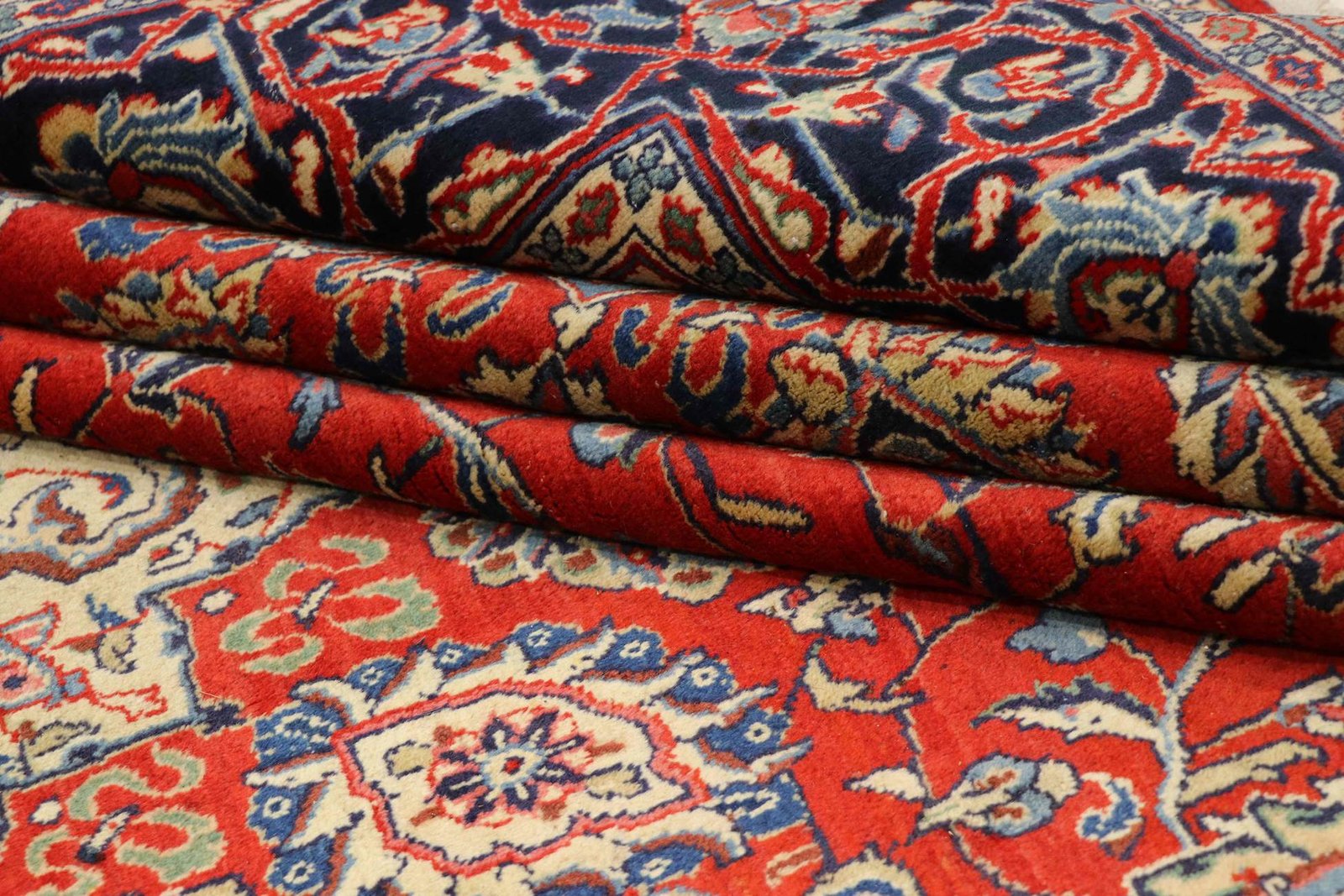 Sarough 369x268 - Image 8