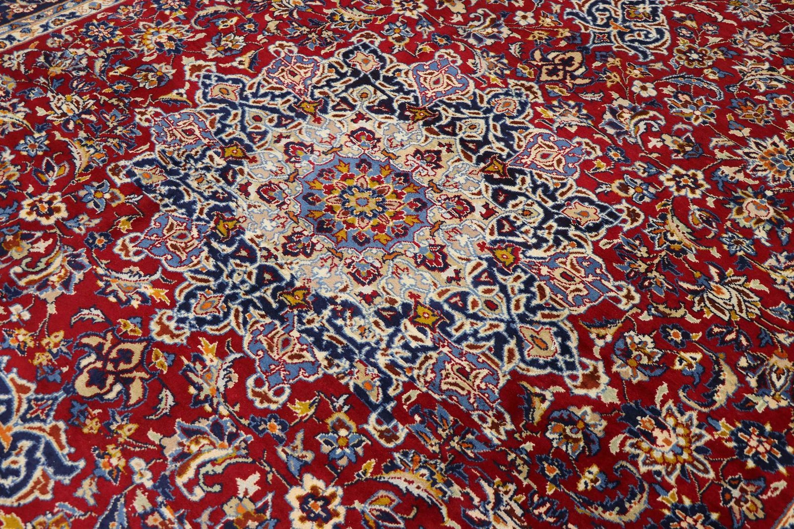 Najaf Abad 389x272 - Image 4