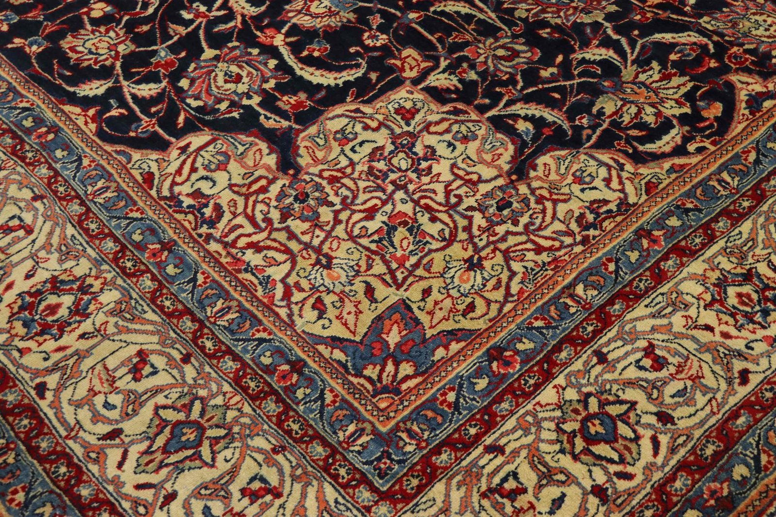 Sarough 360x269 - Image 5