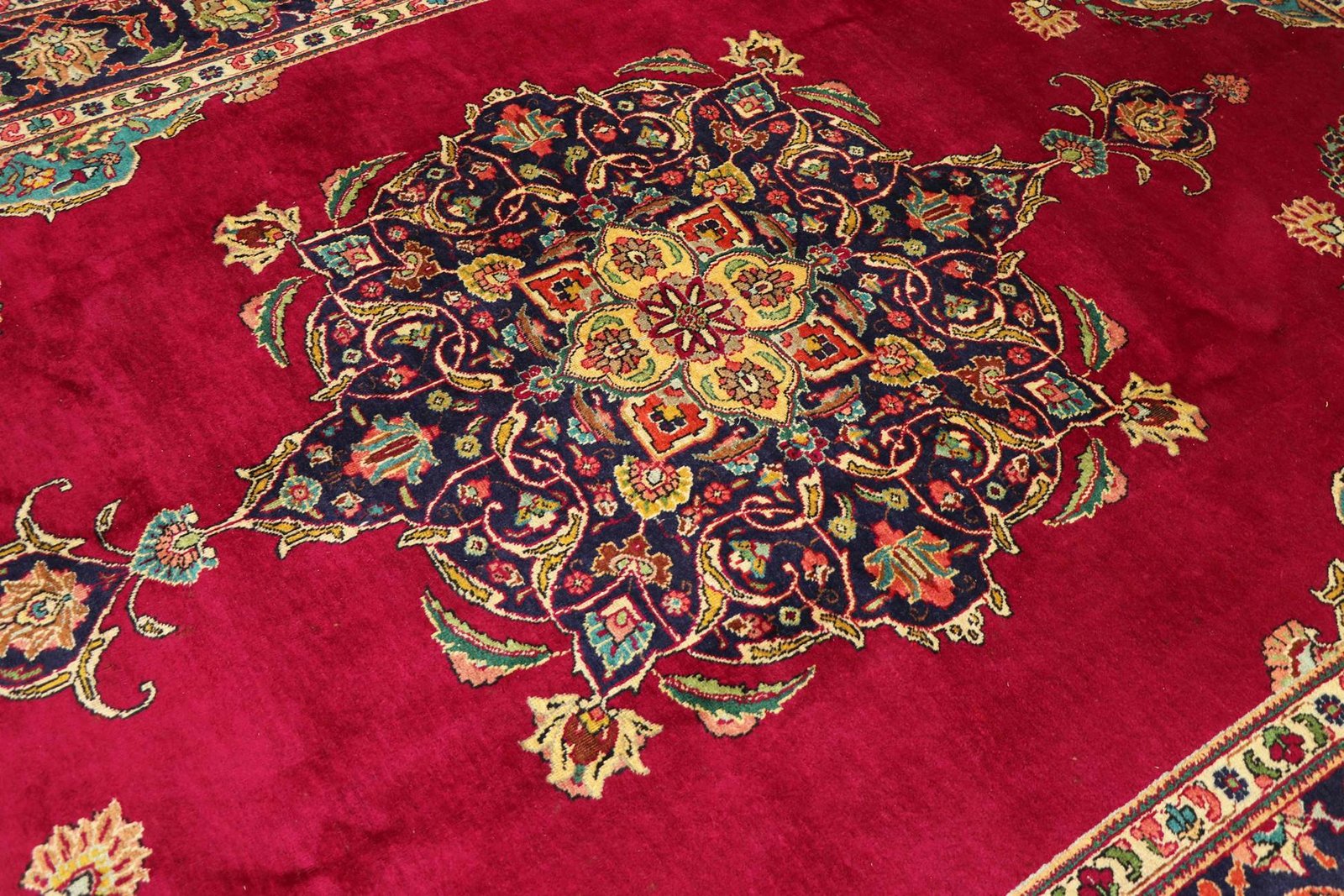 Tabriz 345x240 - Image 4