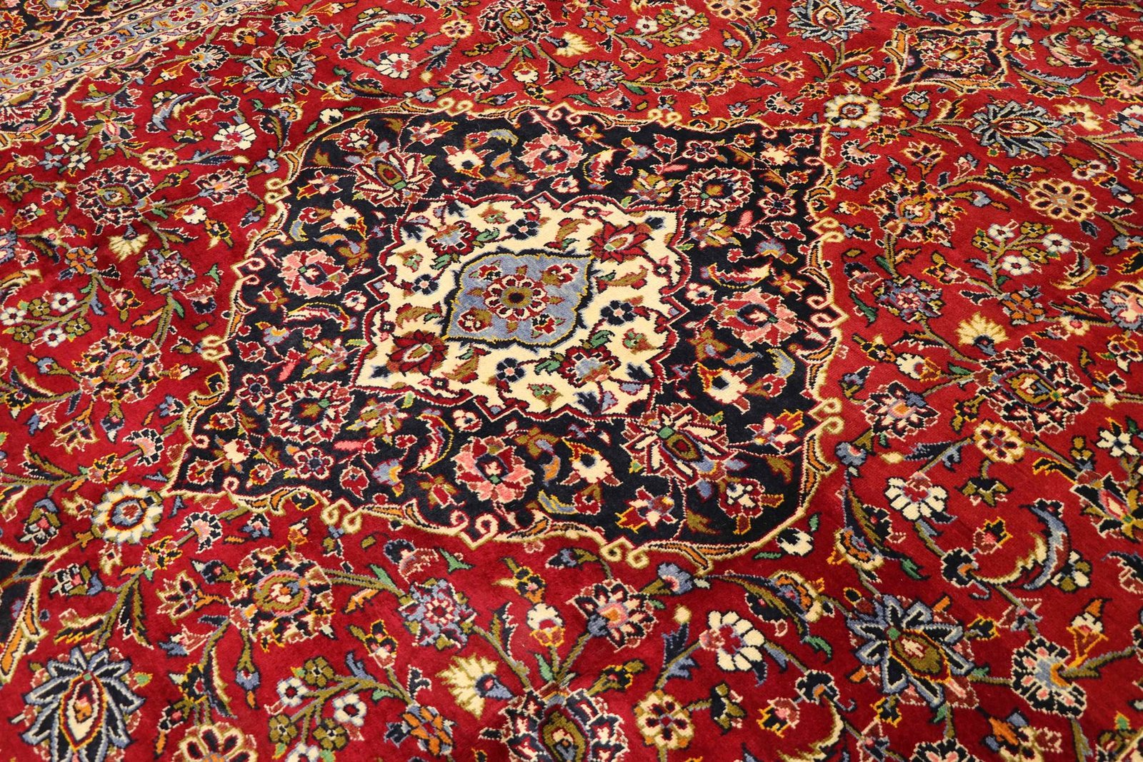 Keshan 420x305 - Image 4