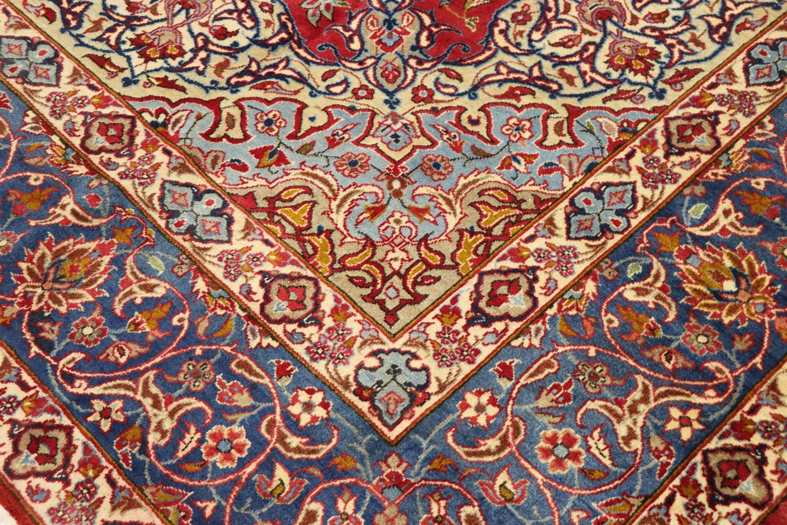 Najaf Abad 450x295 - Image 6