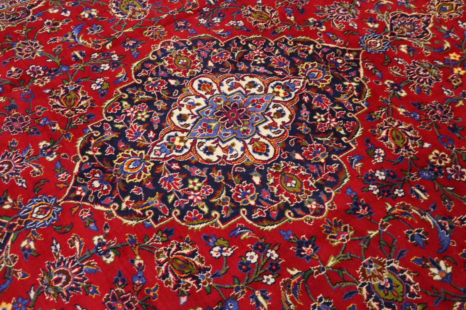 Keshan 398x295 - Image 4