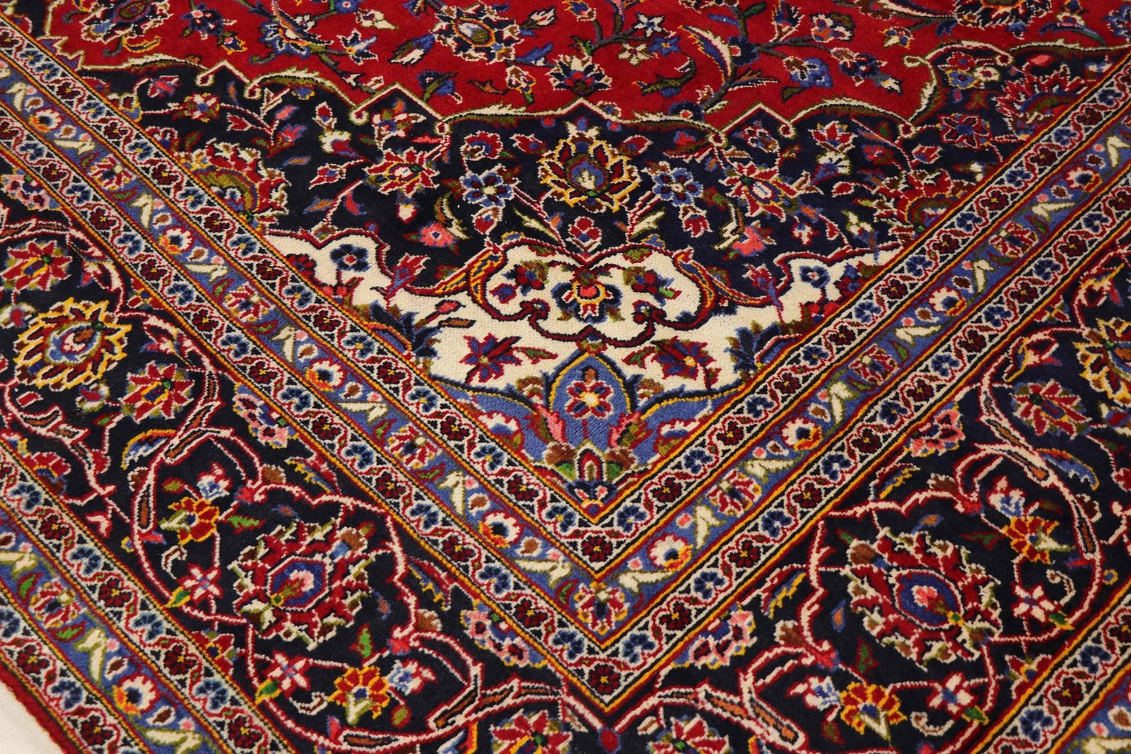 Keshan 398x295 - Image 5