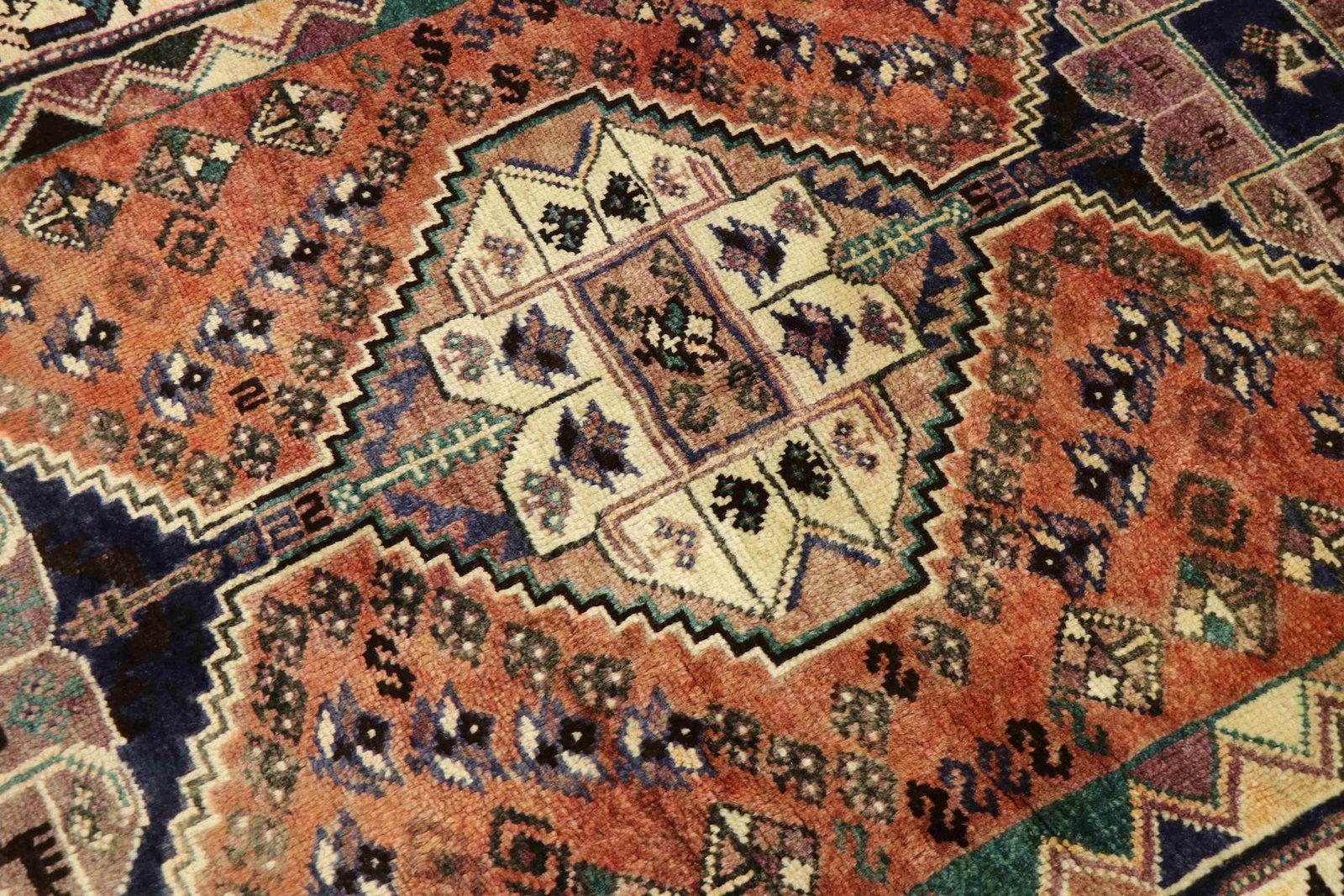 Ghashghai 158x107 - Image 4