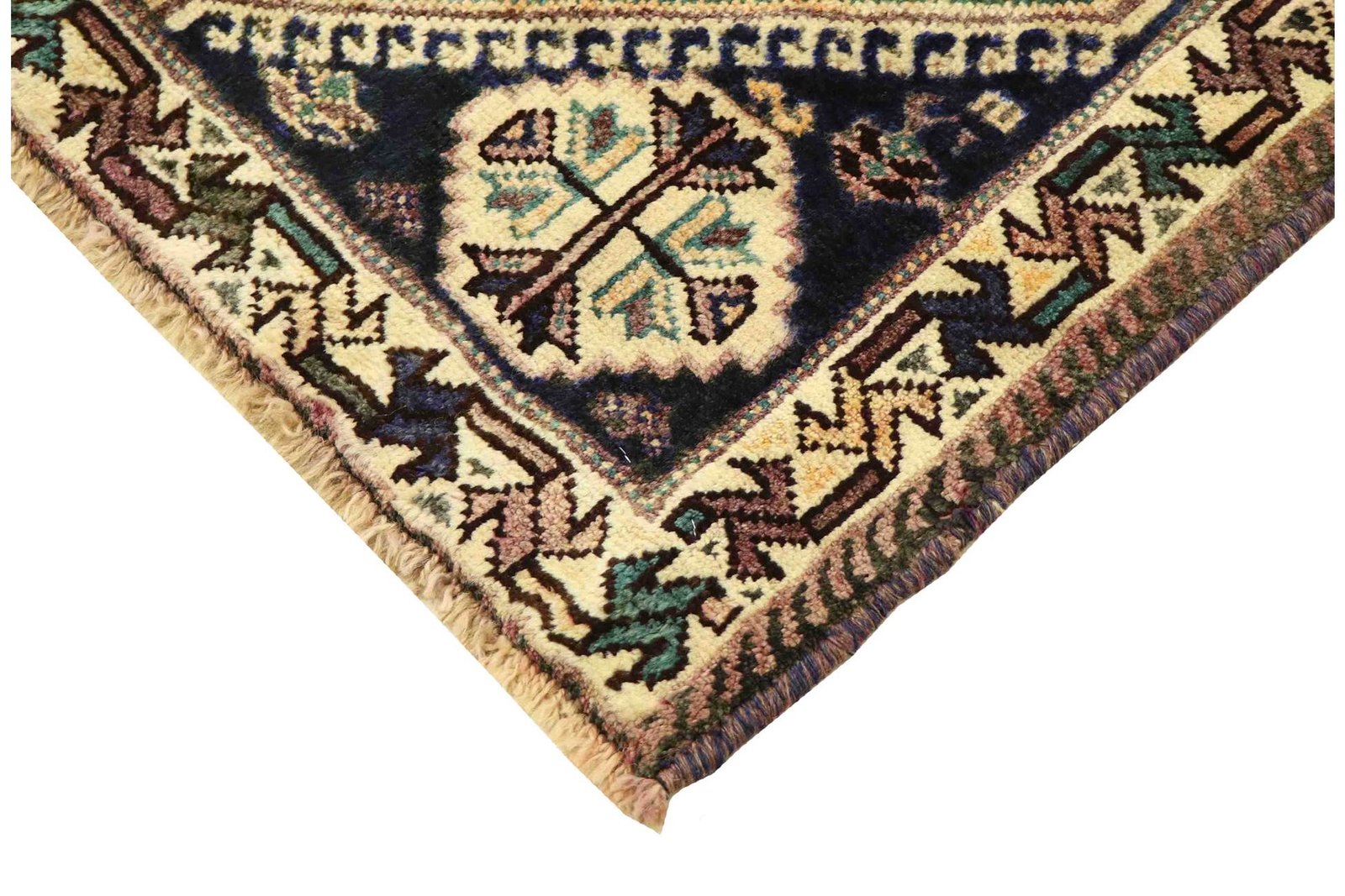 Ghashghai 158x107 - Image 5