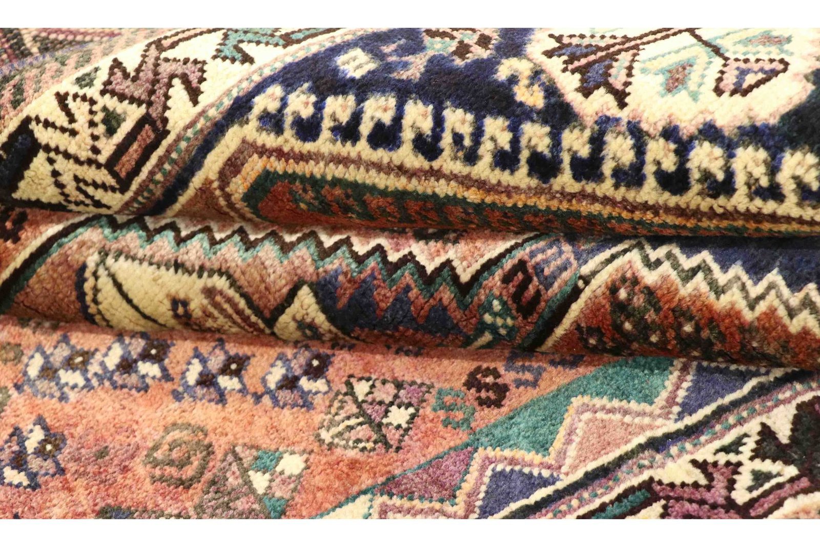 Ghashghai 158x107 - Image 7