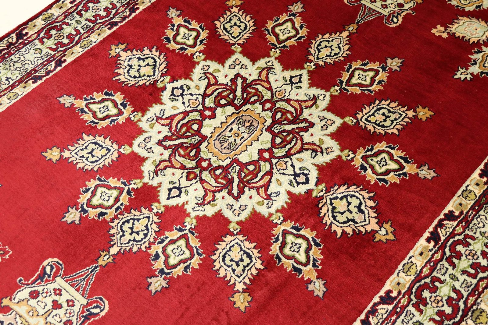 Kashmir silk 180x127 - Image 4