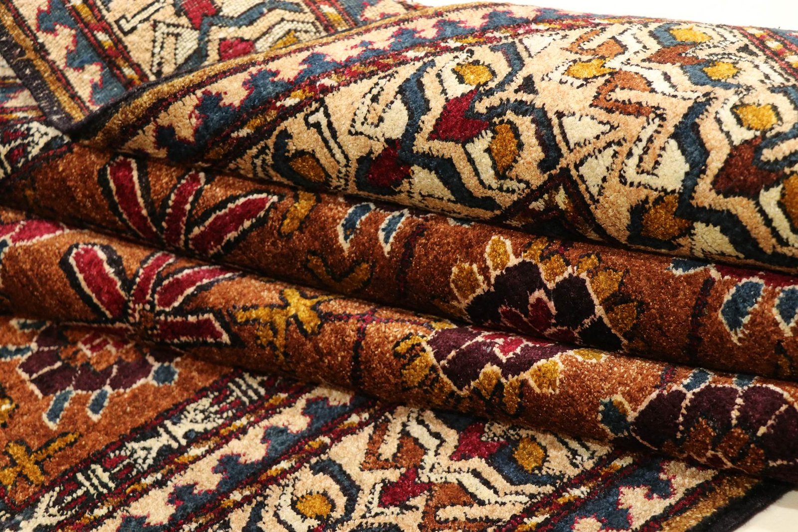 Afghan silk 186x118 - Image 5