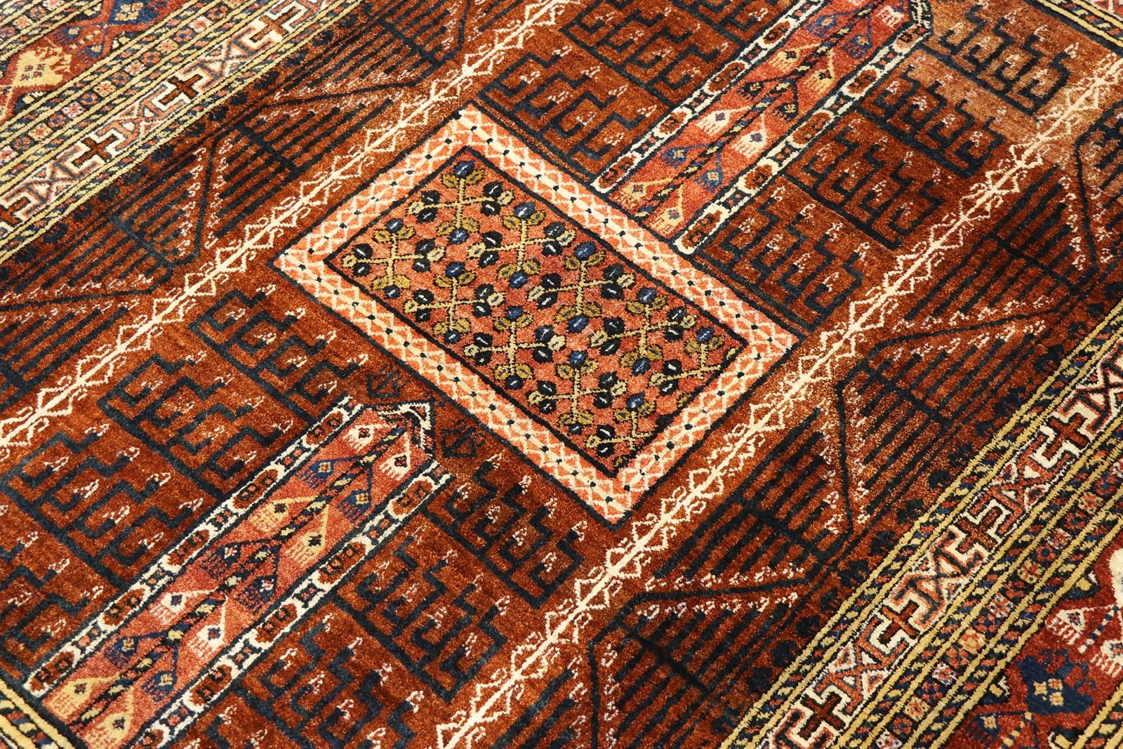 Afghan silk 183x114 - Image 4