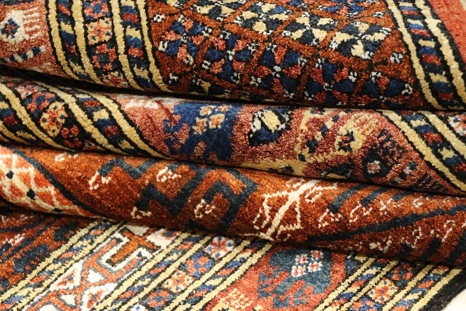 Afghan silk 183x114 - Image 5