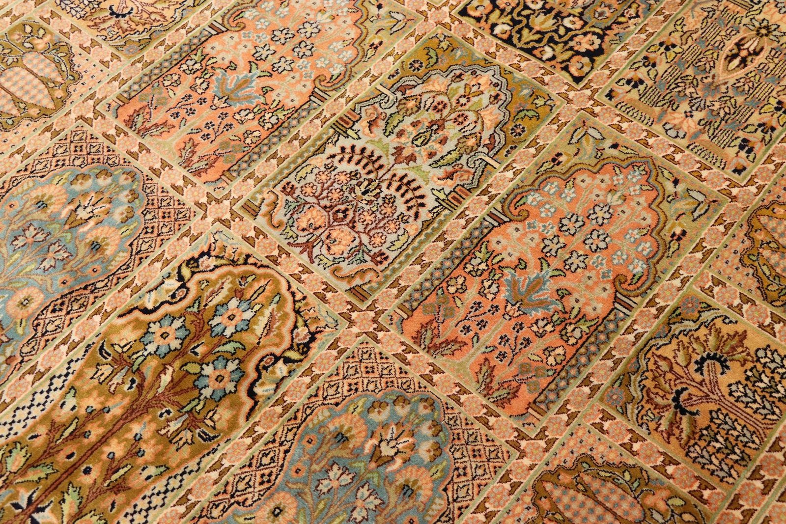 Kashmir silk 187x124 - Image 4
