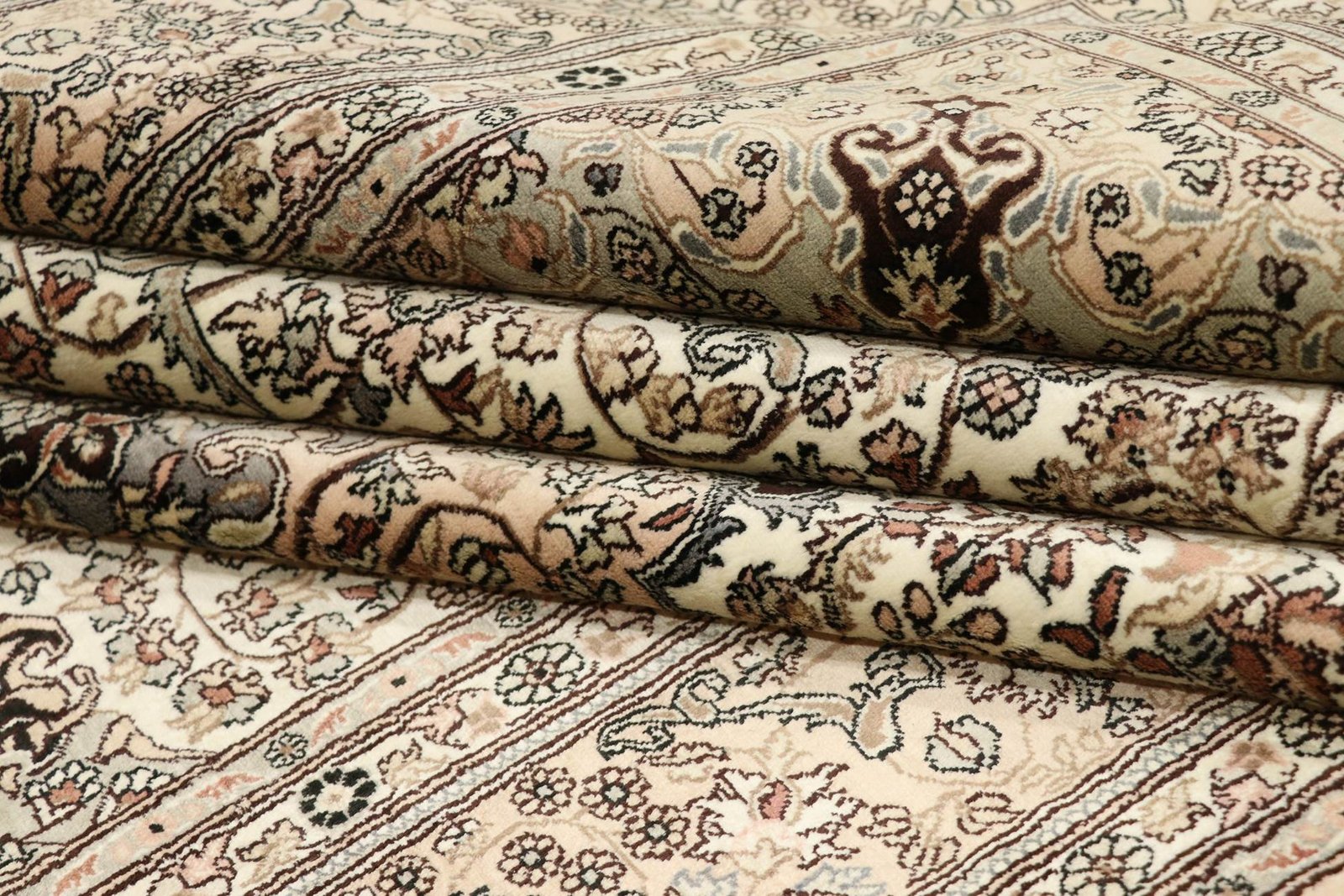Hereke Silk 245x151 - Image 5