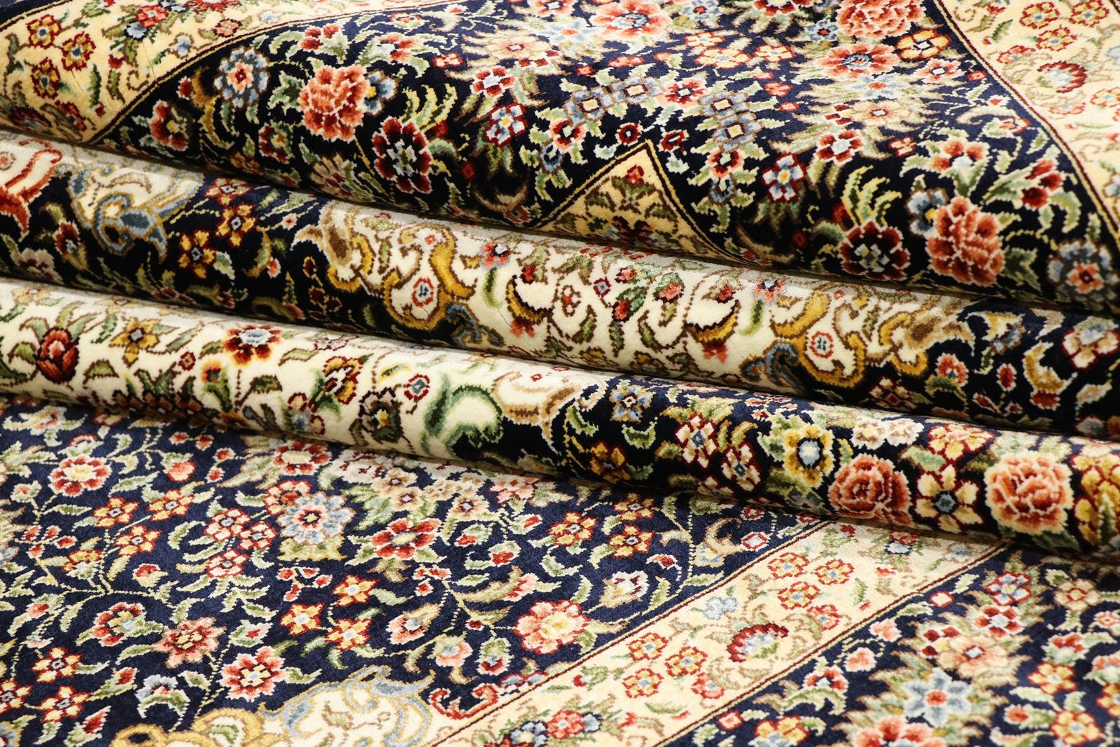 Hereke silk 253x155 - Image 5