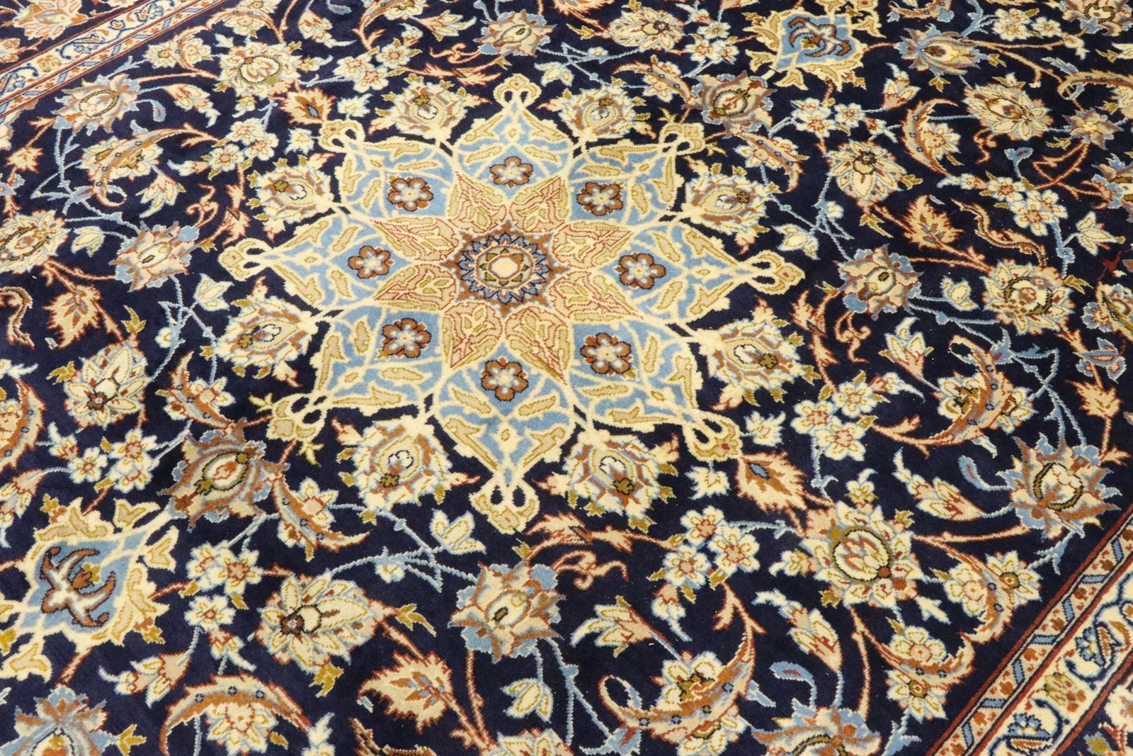 Keshan 374x254 - Image 4