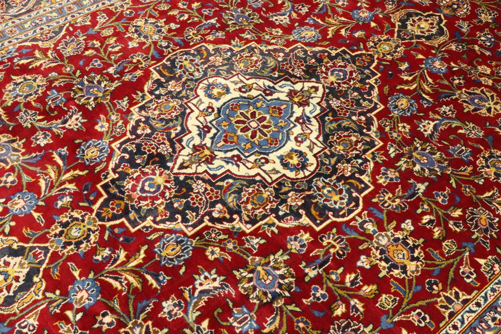 Keshan 367x244 - Image 4