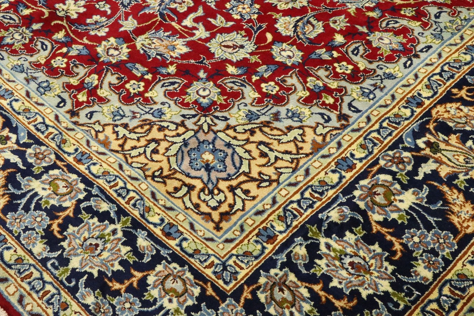 Najaf Abad 404x295 - Image 5