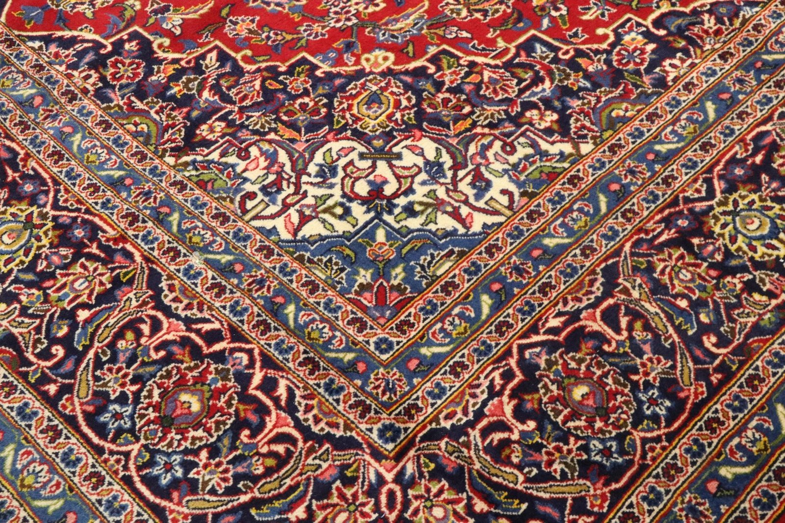 Keshan 427x296 - Image 5