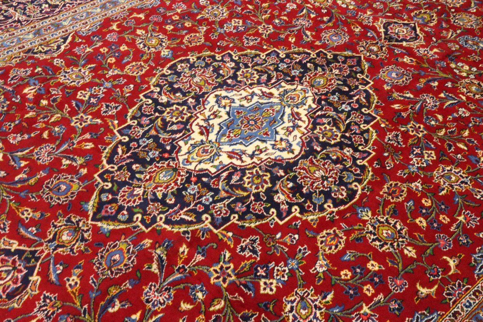 Keshan 398x276 - Image 4