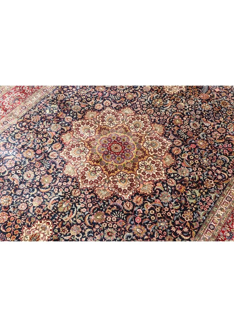 Herecke silk 244x155 - Image 4