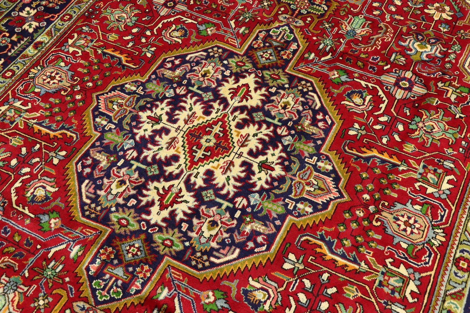 Tabriz 300x200 - Image 4