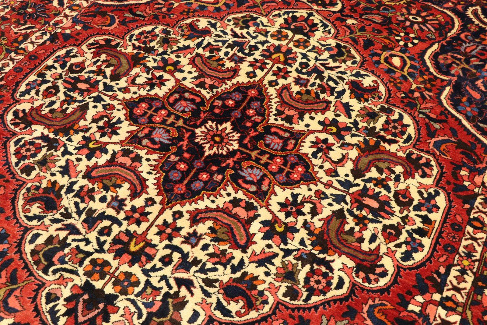 Bakhtiar 320x212 - Image 4