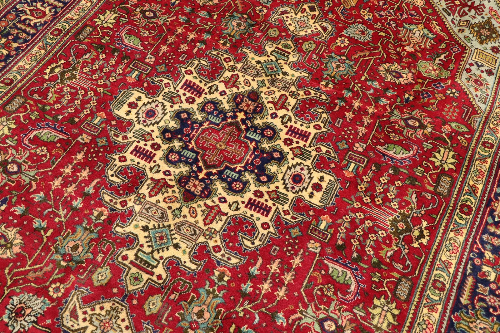 Tabriz 300x200 - Image 4