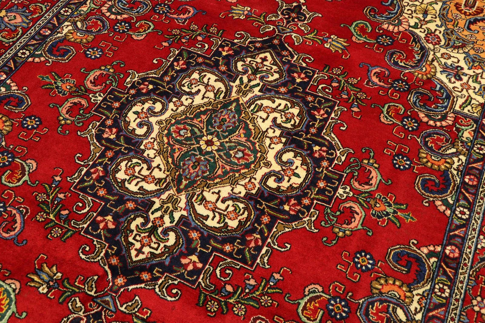 Tabriz 295x210 - Image 4