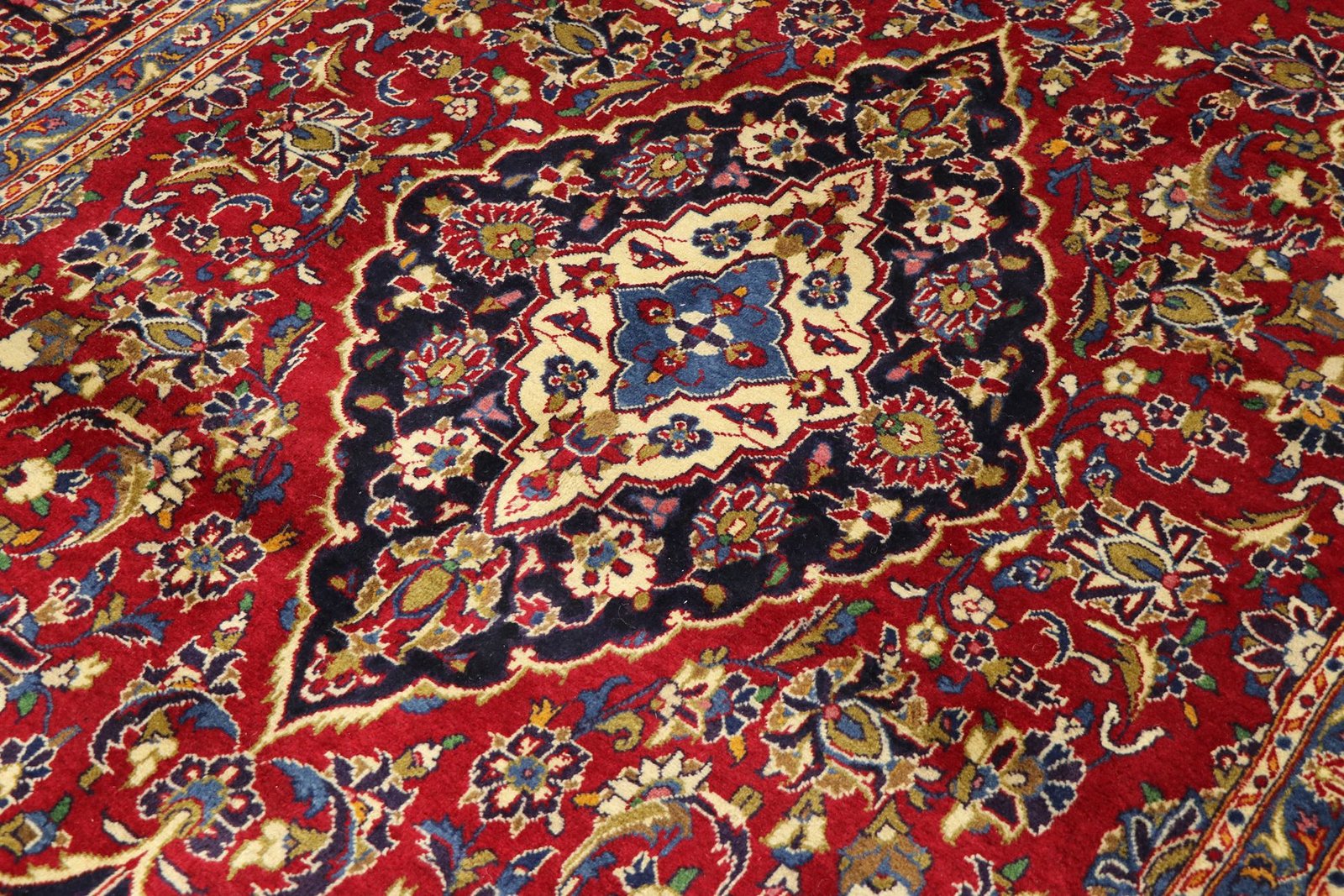 Kashan 293x198 - Image 4