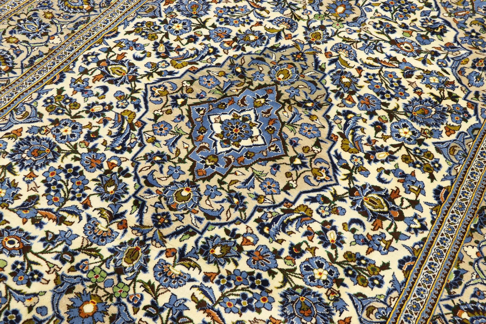 Kashan 310x202 - Image 4