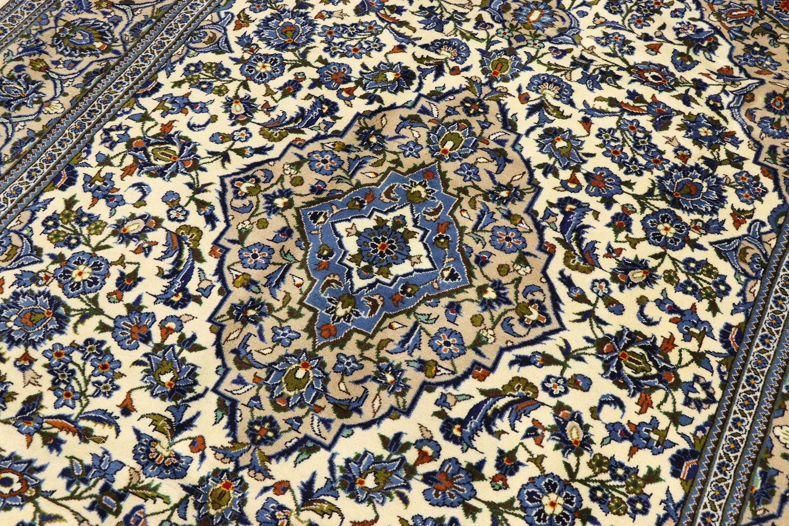 Kashan 310x200 - Image 4