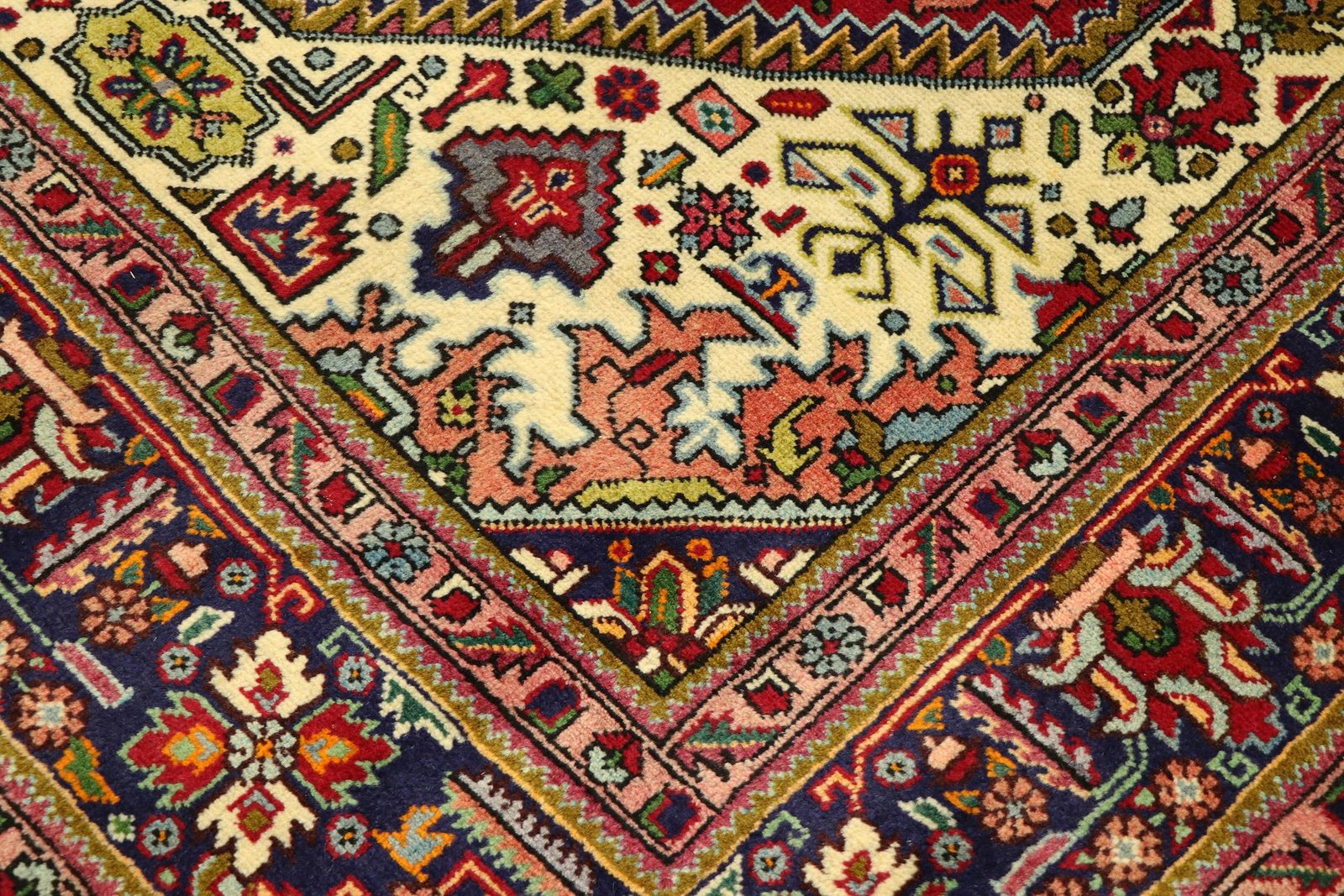 Tabriz 300x200 - Image 5