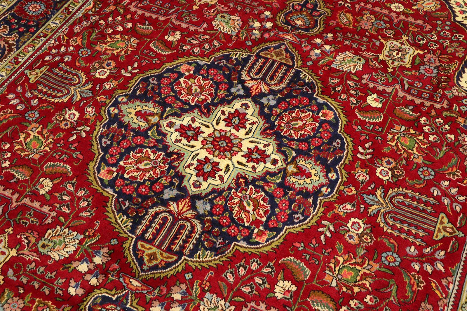 Tabriz 300x205 - Image 4