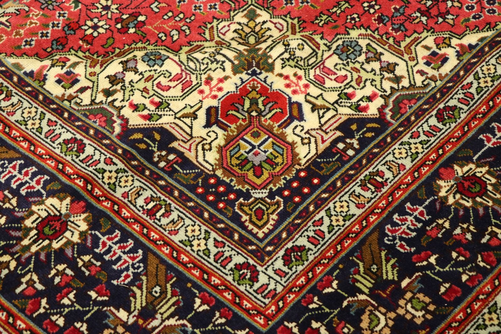 Tabriz 290x205 - Image 5