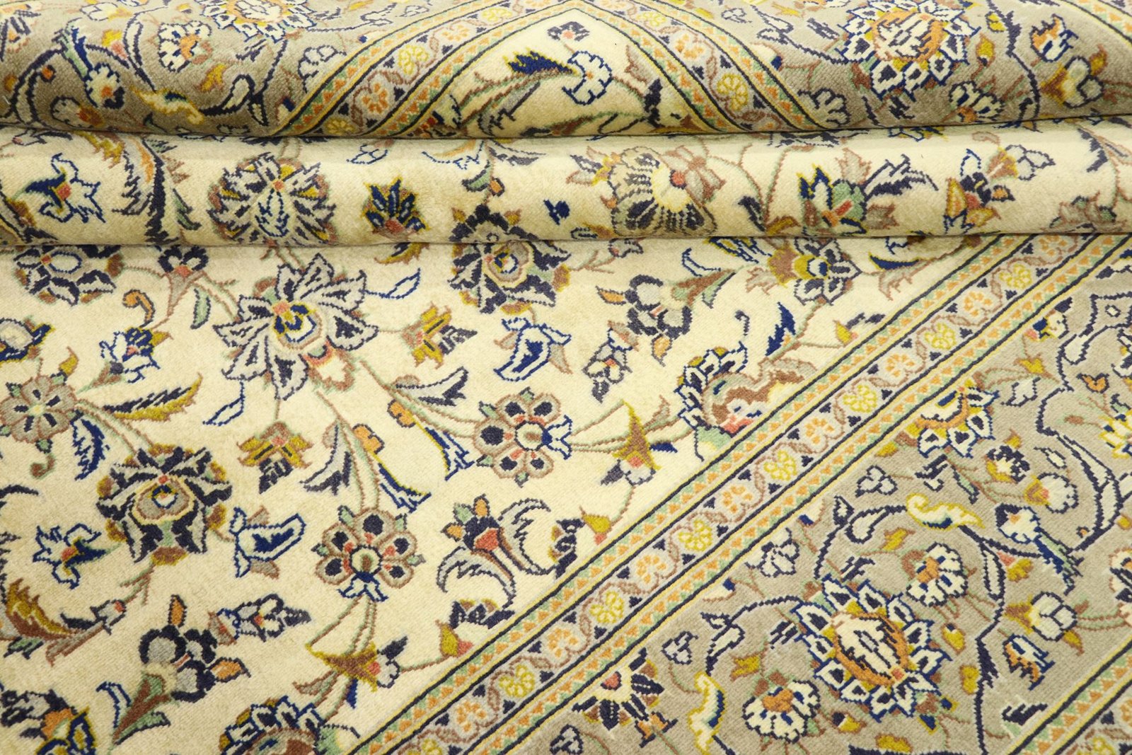Kashan 300x207 - Image 8