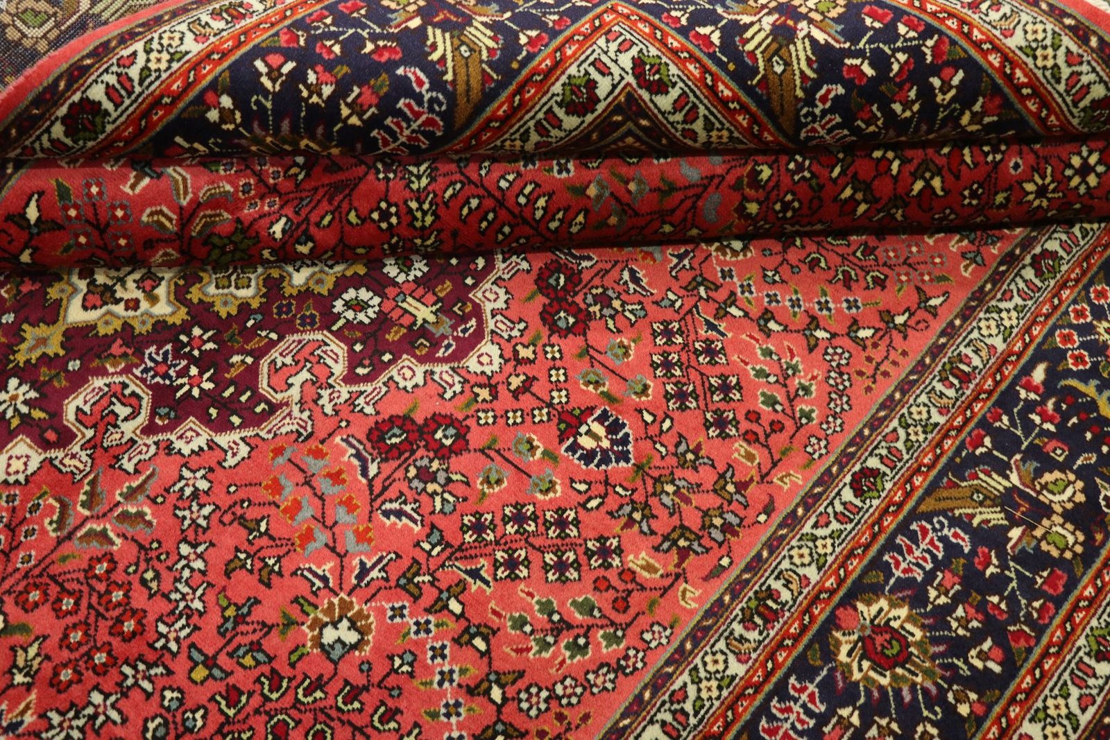 Tabriz 320x200 - Image 8