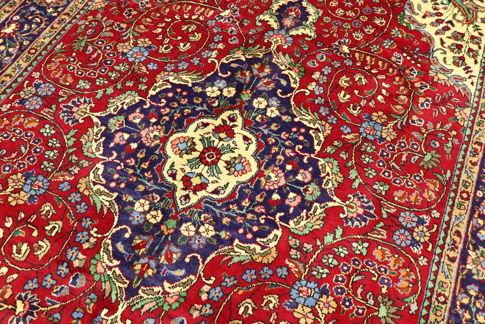 Tabriz 300x205 - Image 4