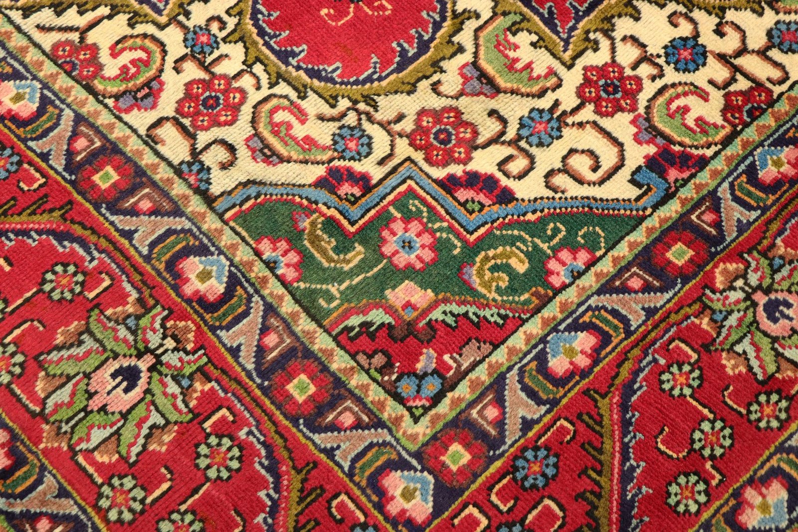 Tabriz 300x200 - Image 5