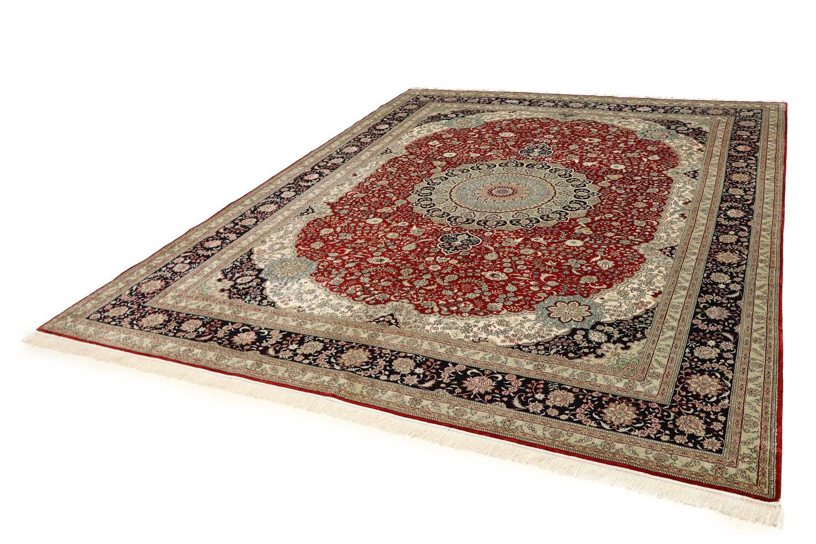 Hereke Silk 366x275 - Image 2