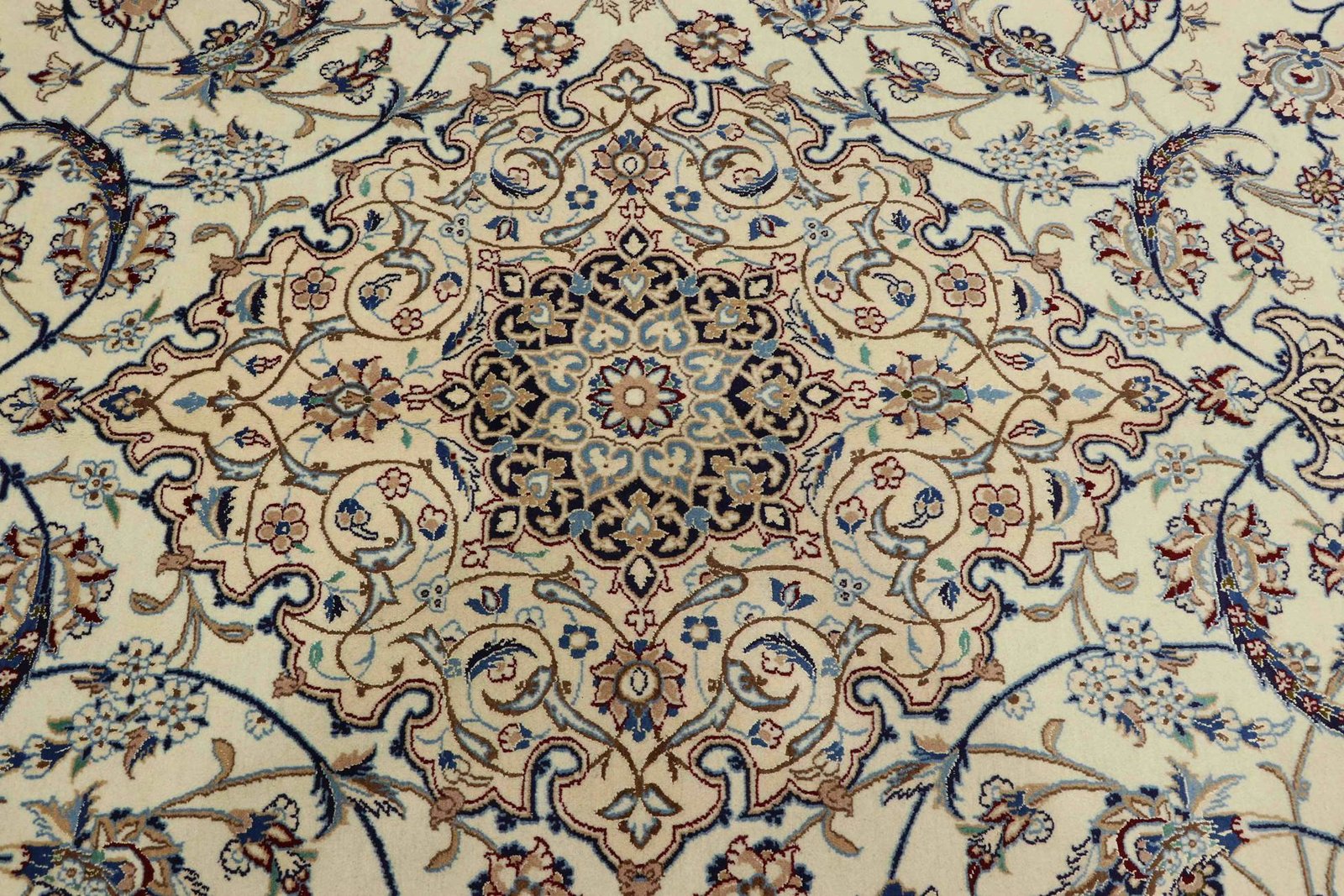 Nain 9 La 440x305 - Image 3